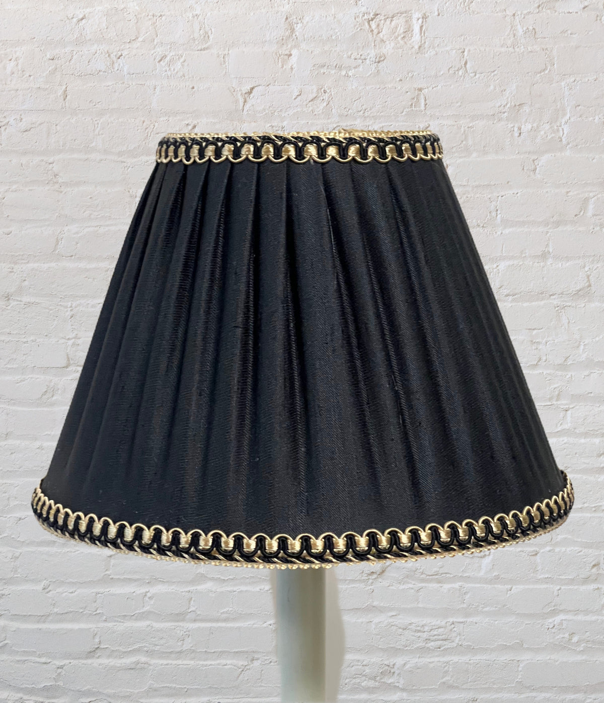 Cone Lampshade black Pleated